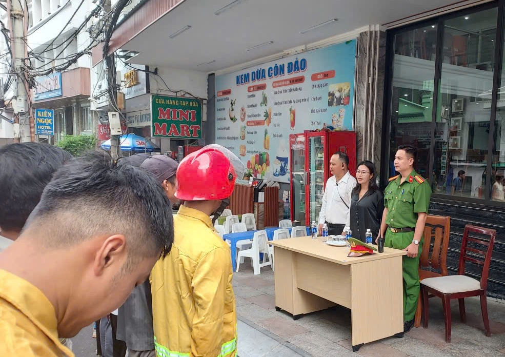 Thực tập phương án chữa cháy và cứu nạn cứu hộ tại Khách sạn Các Hoàng tử Cát Bà
